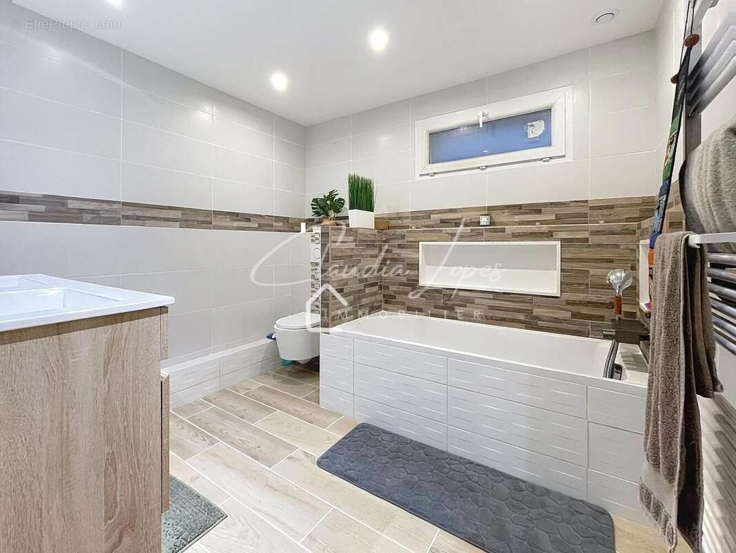 Photo 2 - Maison à PIERRELAYE