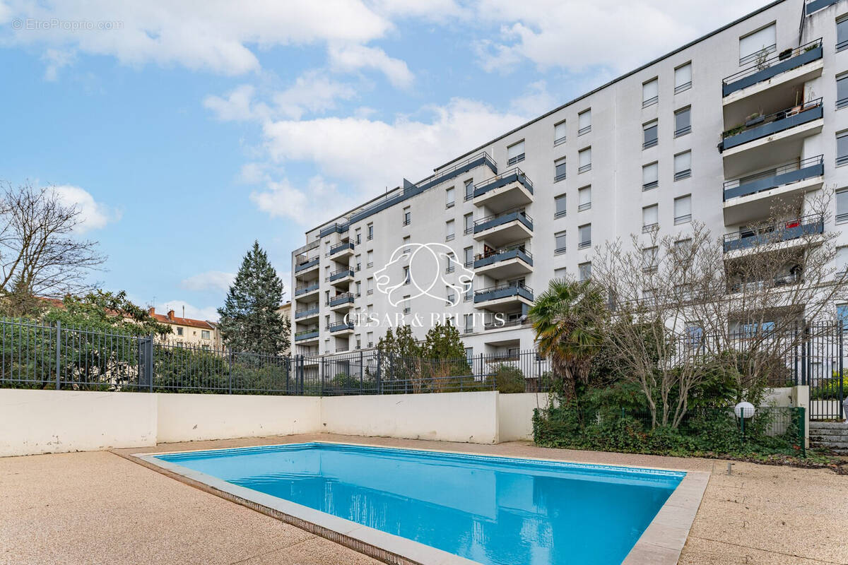 Appartement à VILLEURBANNE