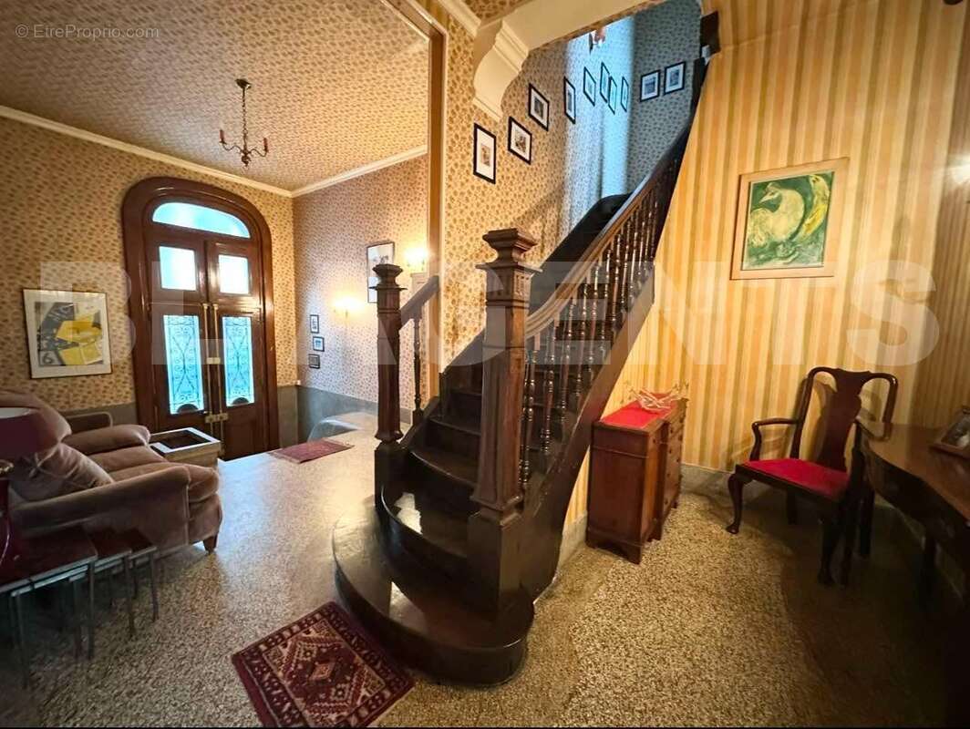 Messenger_creation_94AD45CF-D426-4DF4-8A3D-6C8C8A8218DA - Maison à DIEPPE