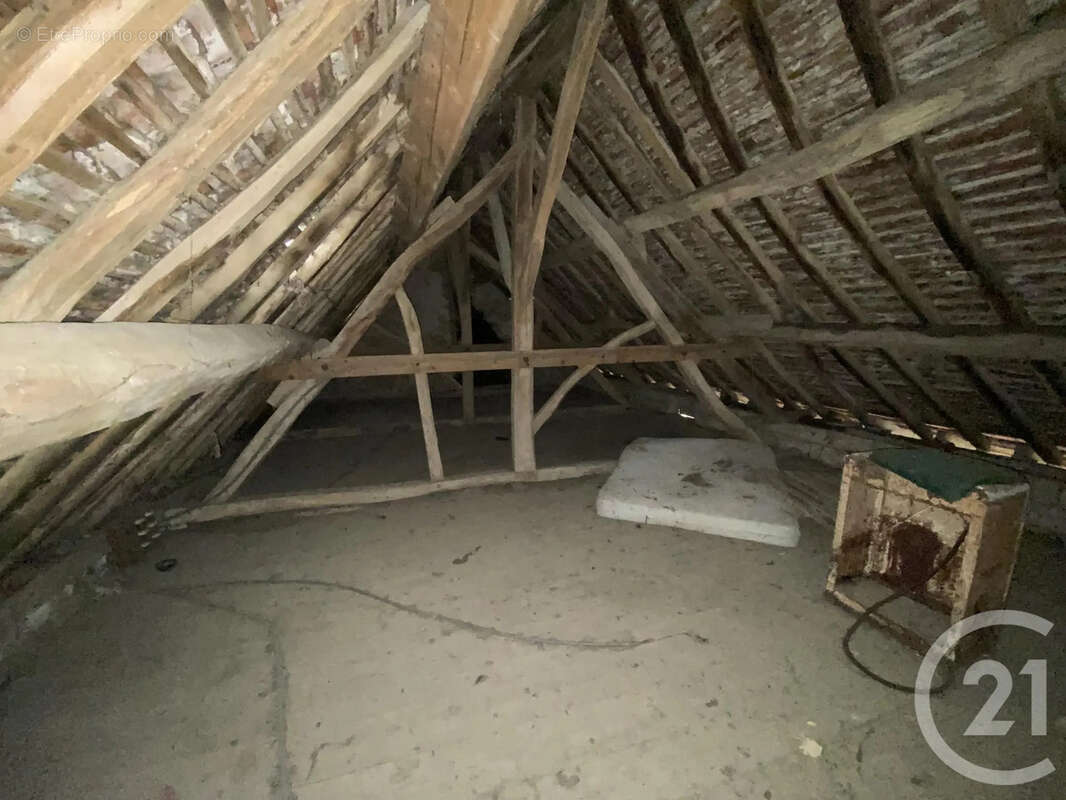 Maison à SAVIGNY-EN-REVERMONT