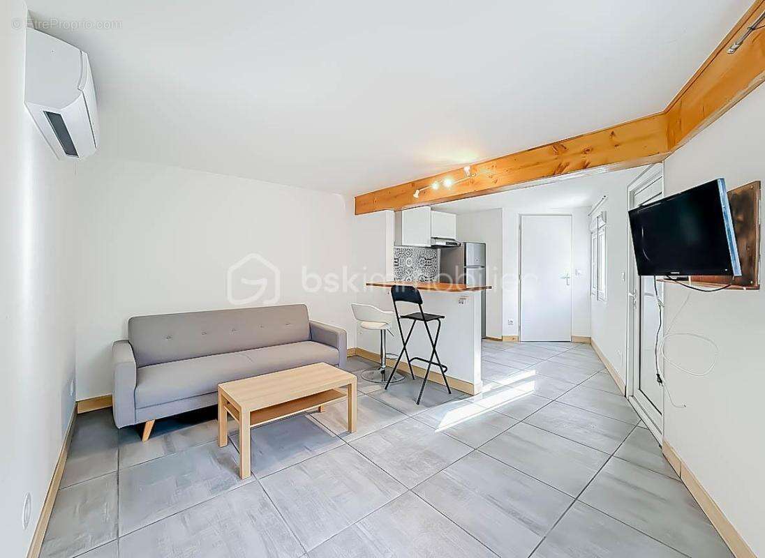 *** Appartement entièrement rénové à Palavas Rive Droite *** - photo 3