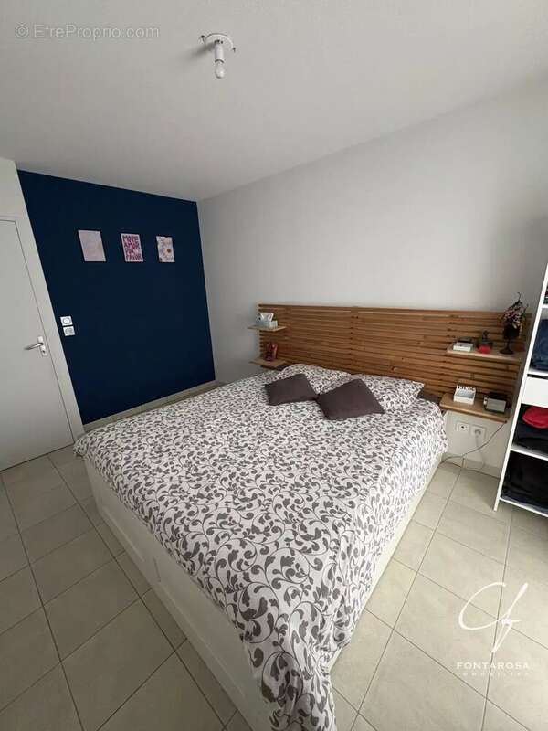 Appartement à ROQUEBRUNE-SUR-ARGENS