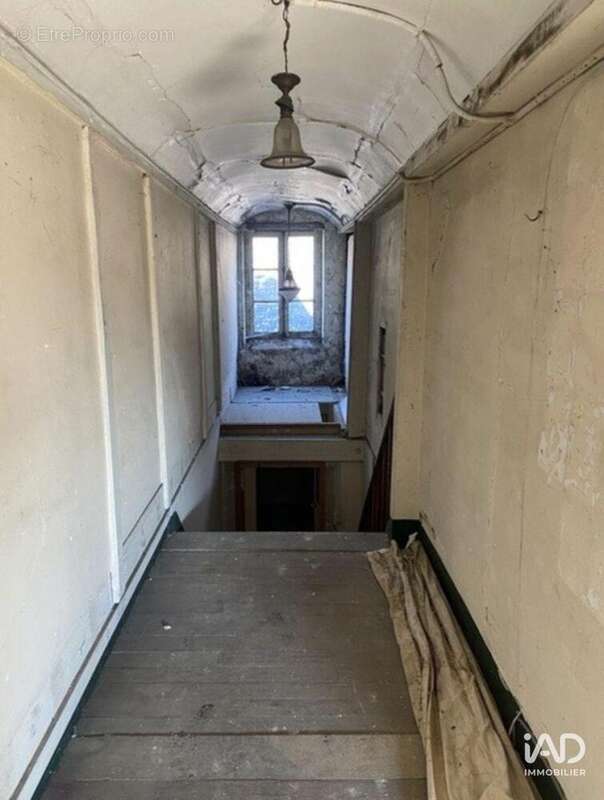 Photo 9 - Commerce à LE FRESNE-SUR-LOIRE