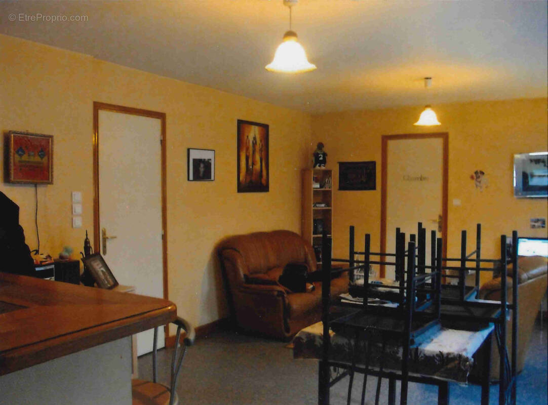 Appartement à THIZY