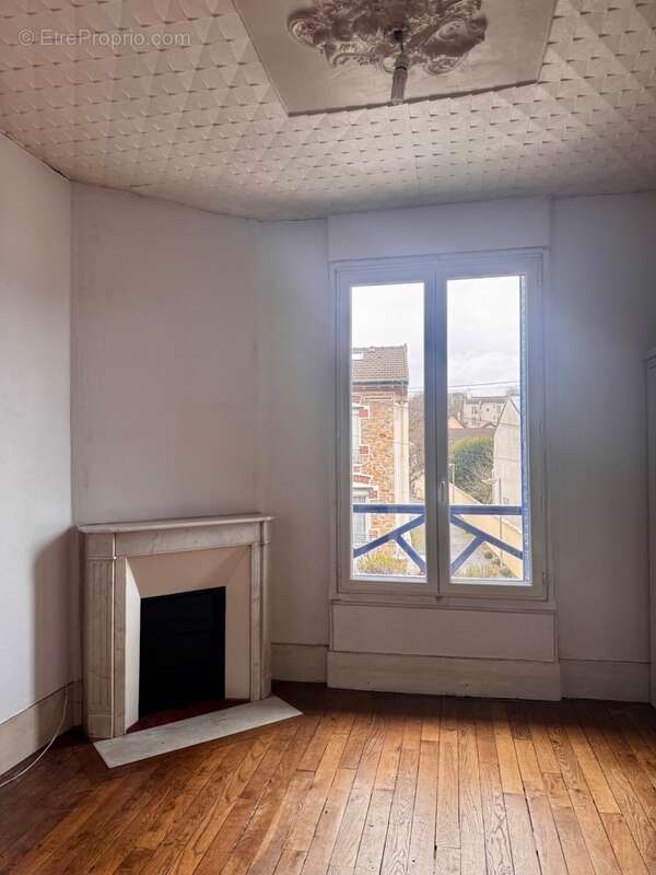 Maison à LE PERREUX-SUR-MARNE