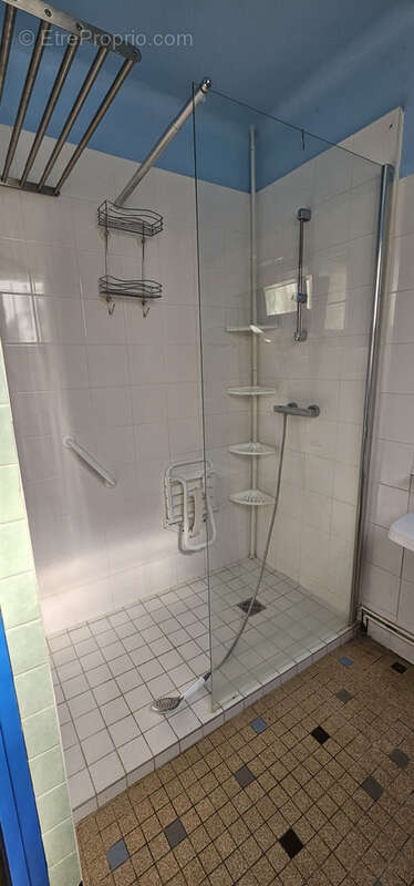 Maison à COURCELLES