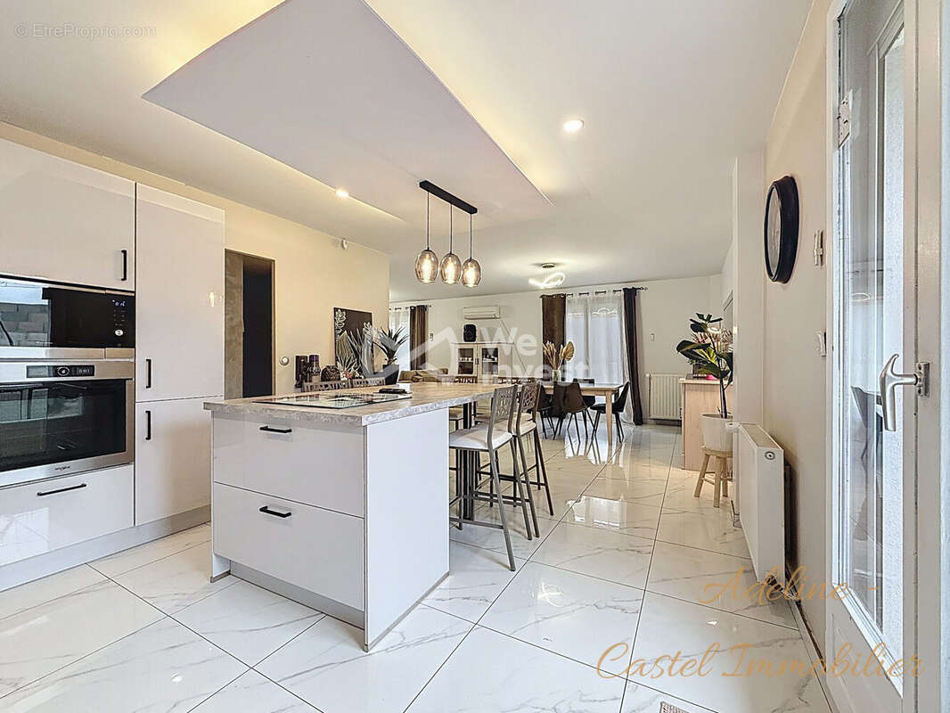 Maison à SAINT-MAURICE-L'EXIL