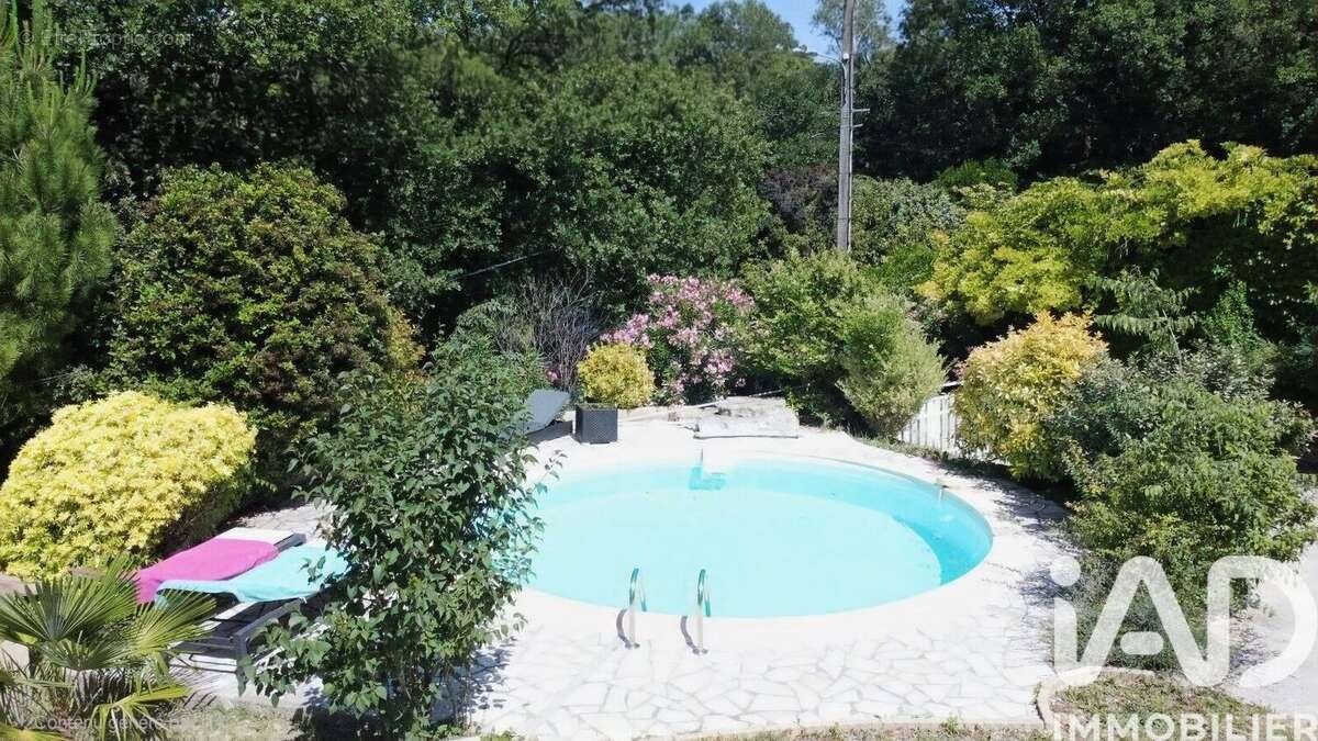 Photo 3 - Maison à ROCHEGUDE