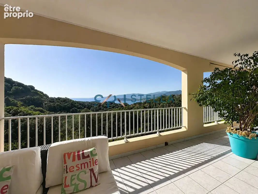 Propriété vue mer panoramique sans vis à vis - 360 m² habitables et 3 000 m² de terrain - photo 3