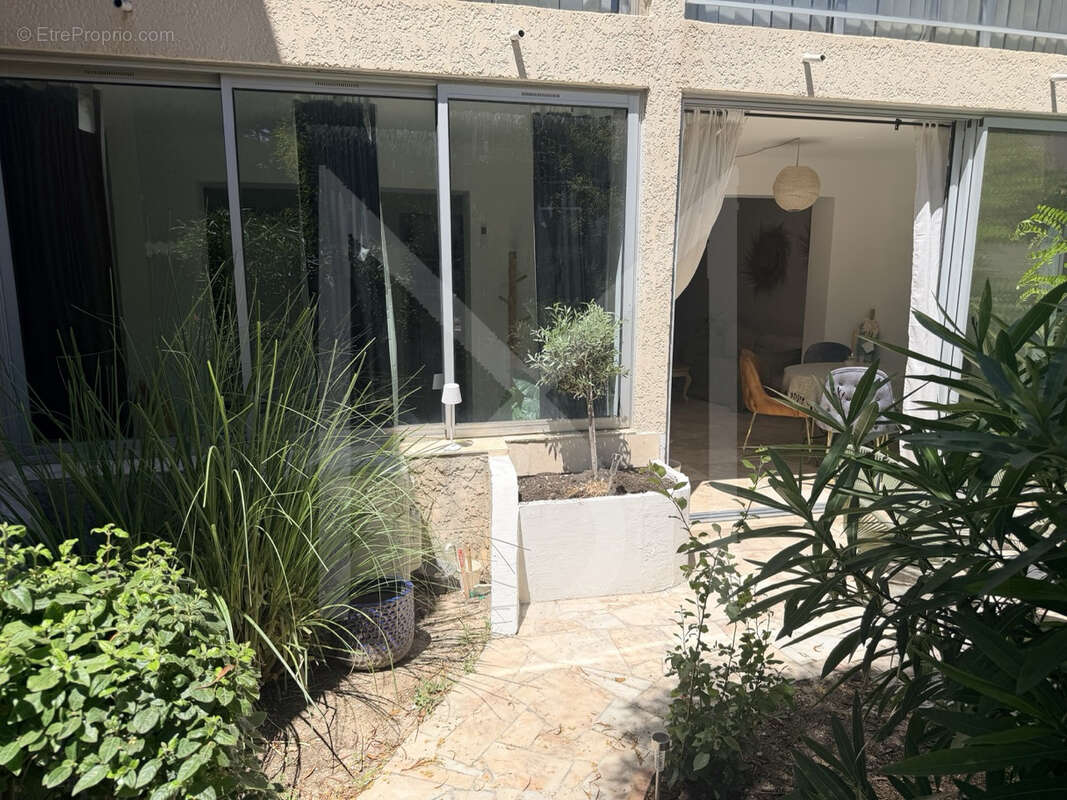 Appartement à SAUSSET-LES-PINS
