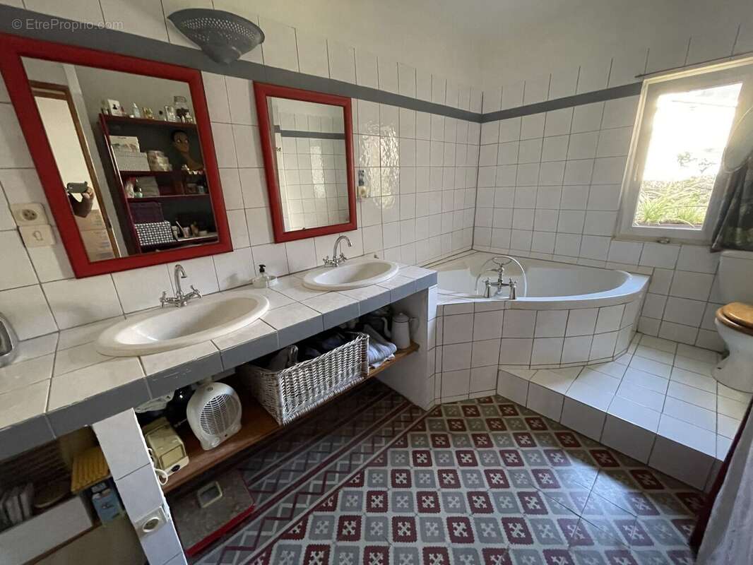 Maison à BARBENTANE