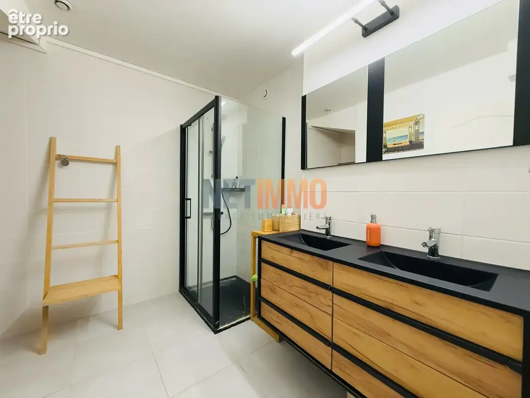 Villa T7 + T2 indépendant - piscine - garage XXL - photo 9