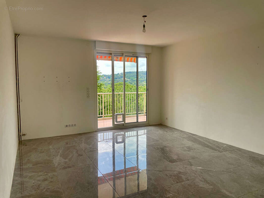 Appartement à DRAGUIGNAN