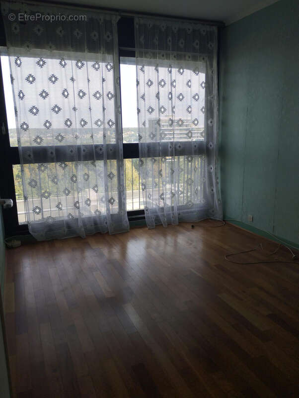 Appartement à GRIGNY