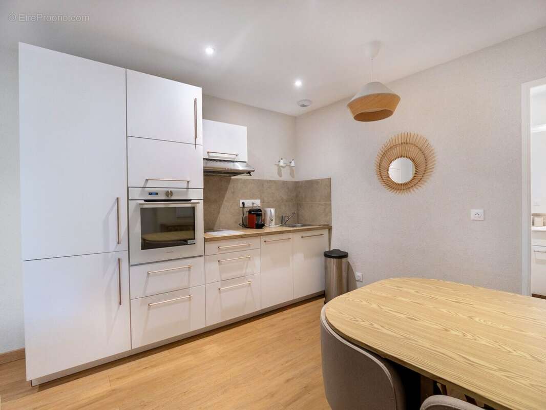 Séjour Cuisine - Appartement à EVIAN-LES-BAINS