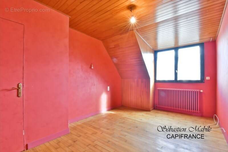 Maison à PLEINE-FOUGERES