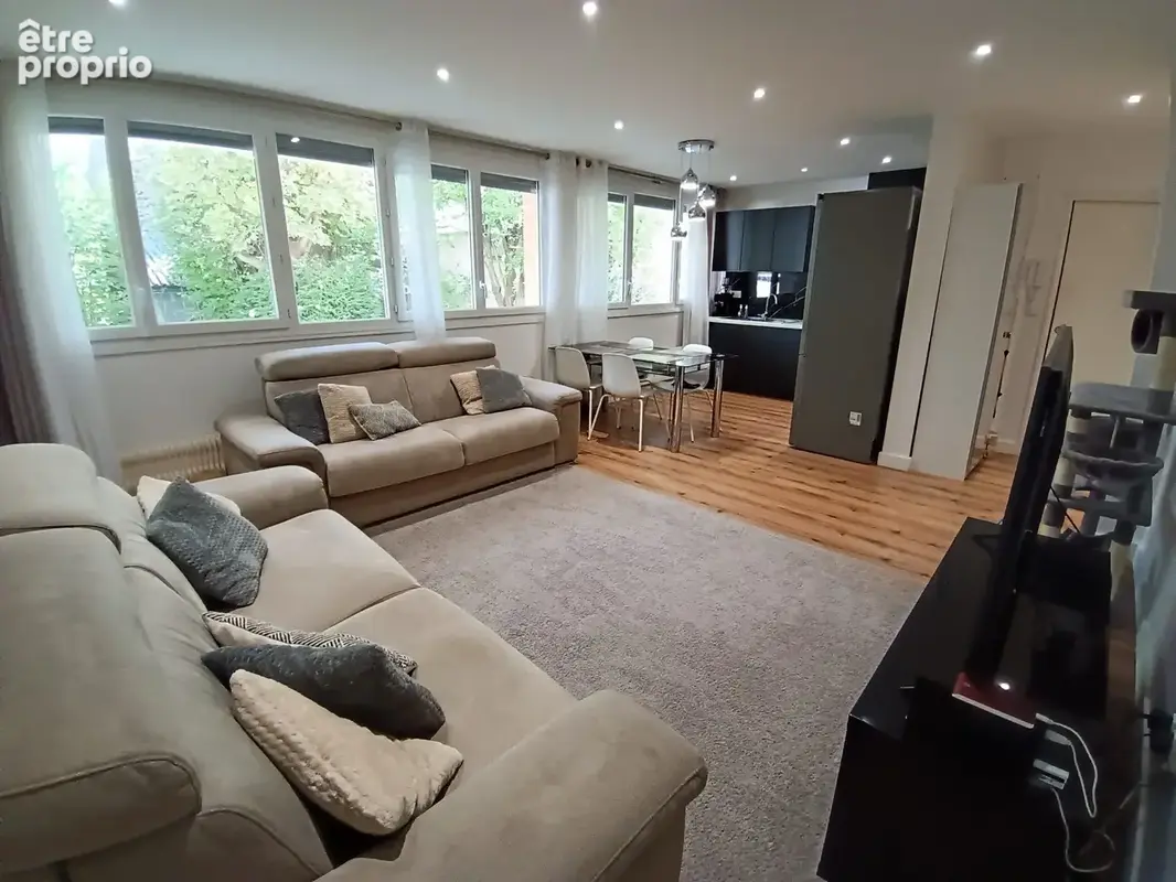 Appartement 4 pièces 82 m² à vendre à Chamalieres (63400) - photo 2