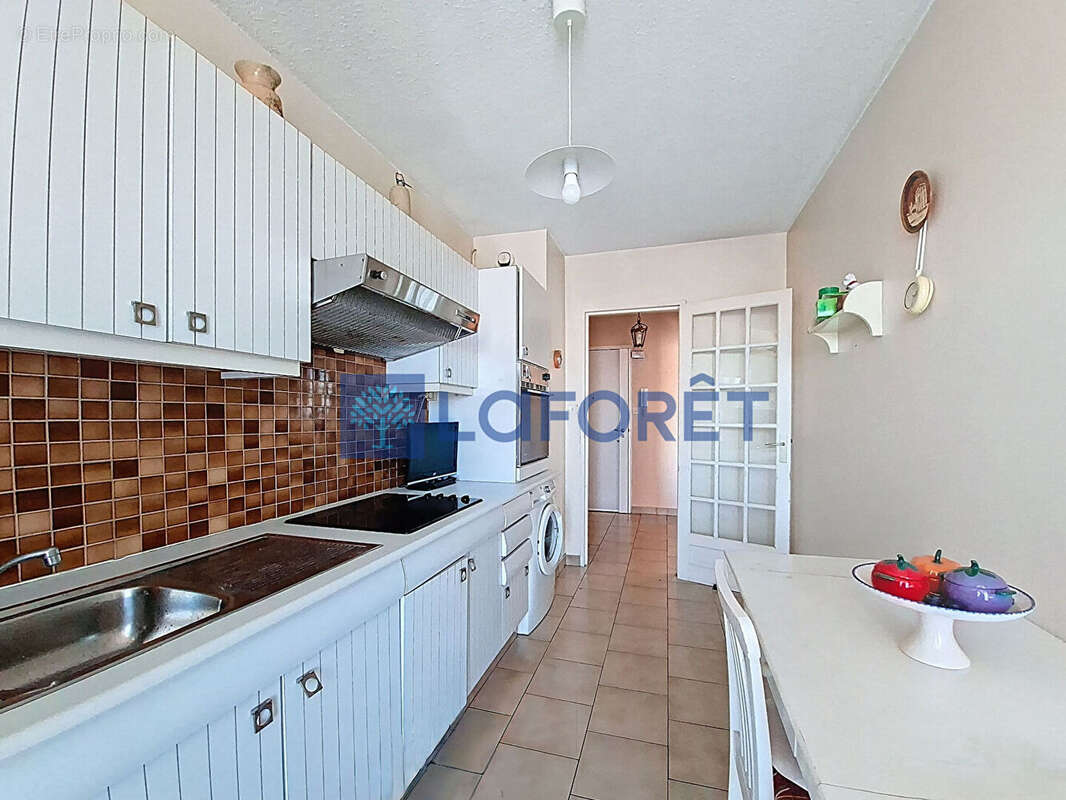 Appartement à LA VALETTE-DU-VAR