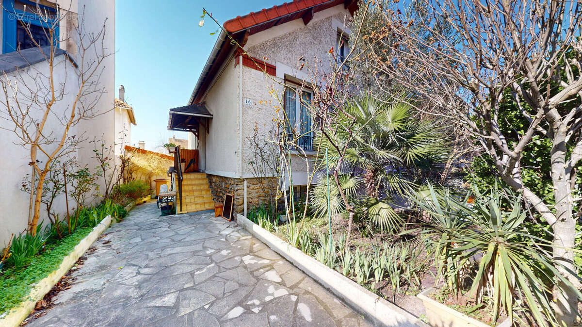 Maison à VILLEMOMBLE