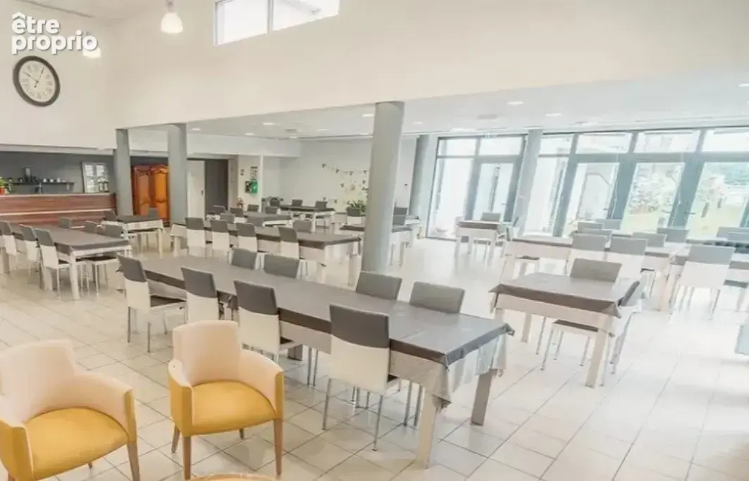 INVESTISSEMENT LOCATIF  Nevers  Résidence Seniors Résidence du Parc  8,04 % de rentabilité - photo 6
