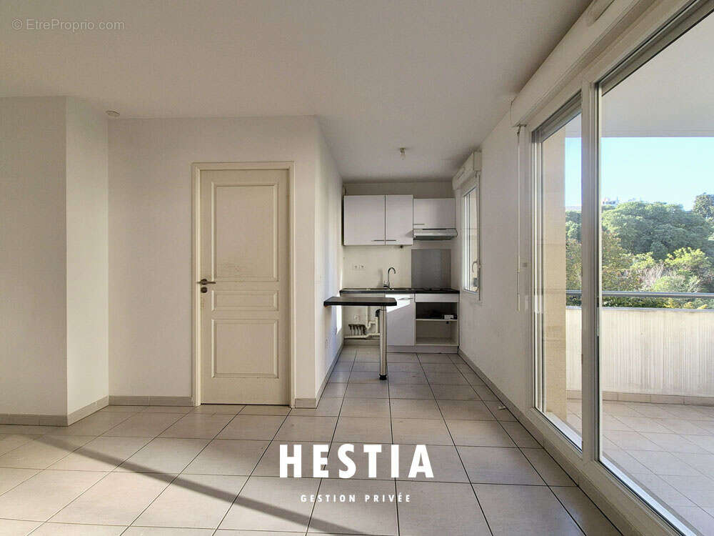 Appartement à MARSEILLE-12E