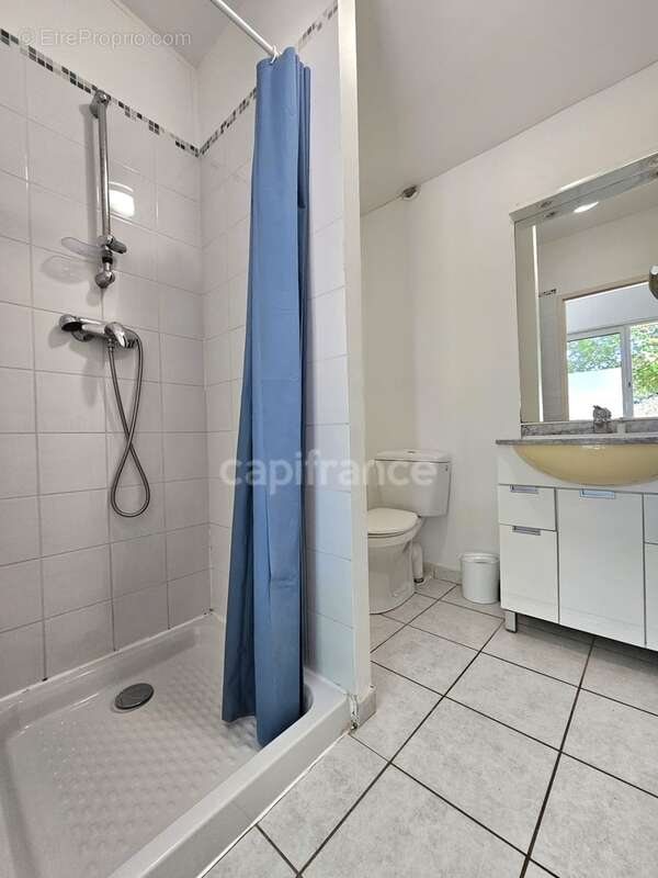 A vendre maison de vacances traversante de 31m2, dans une résidence en bord de mer avec piscines, activités et restaurant à Cast - photo 13