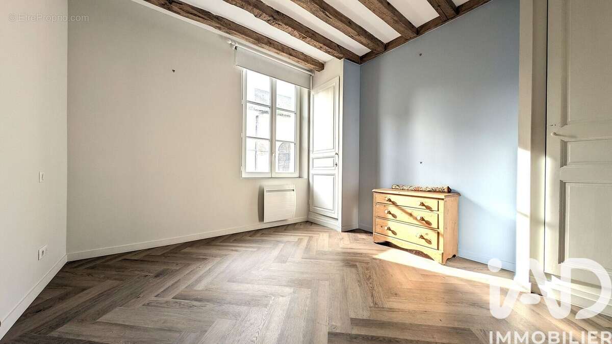 Maison 90 m² à La Chartre-Sur-Le-Loir  - photo 9