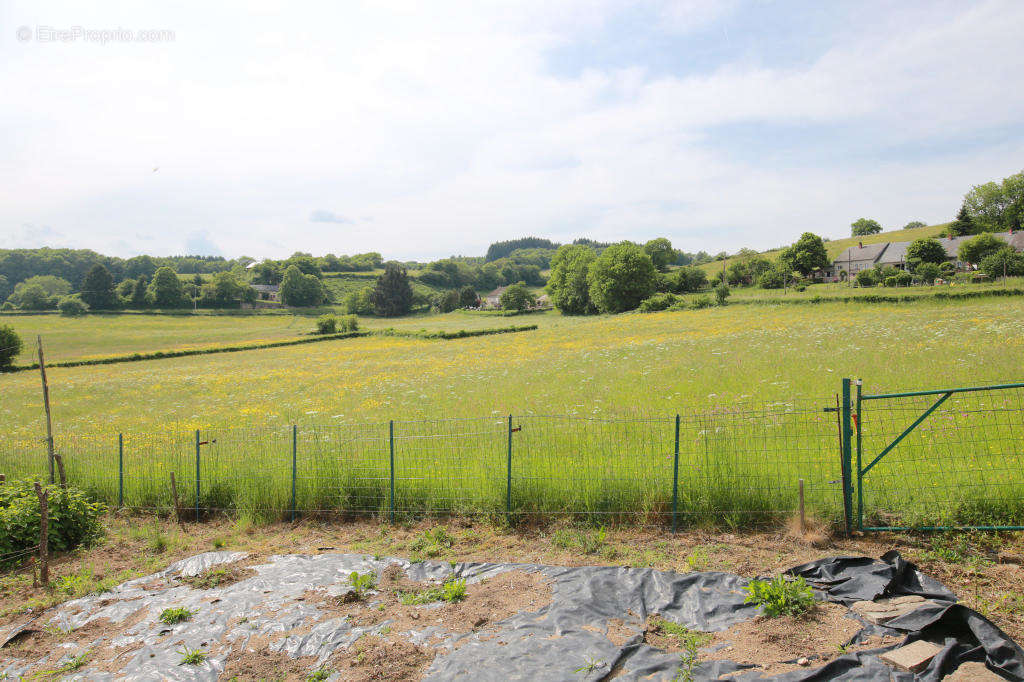 Maison à CHISSEY-EN-MORVAN