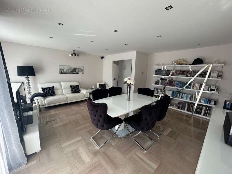 Maison à BONNEUIL-SUR-MARNE