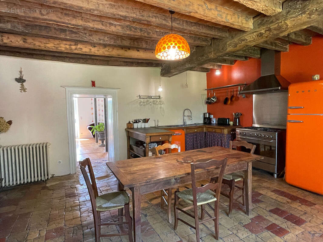 Maison à MONTCARET