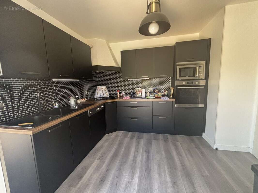 Maison à NEUVILLE-DE-POITOU