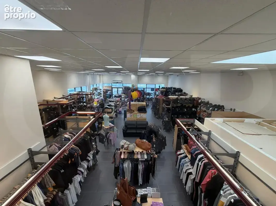 Commerce 311 m² à vendre à Plerin (22190) - photo 2