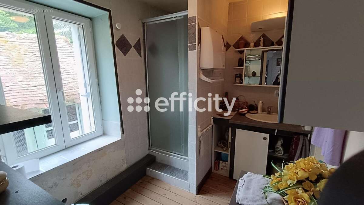 Maison 80 m² à Belabre  - photo 10
