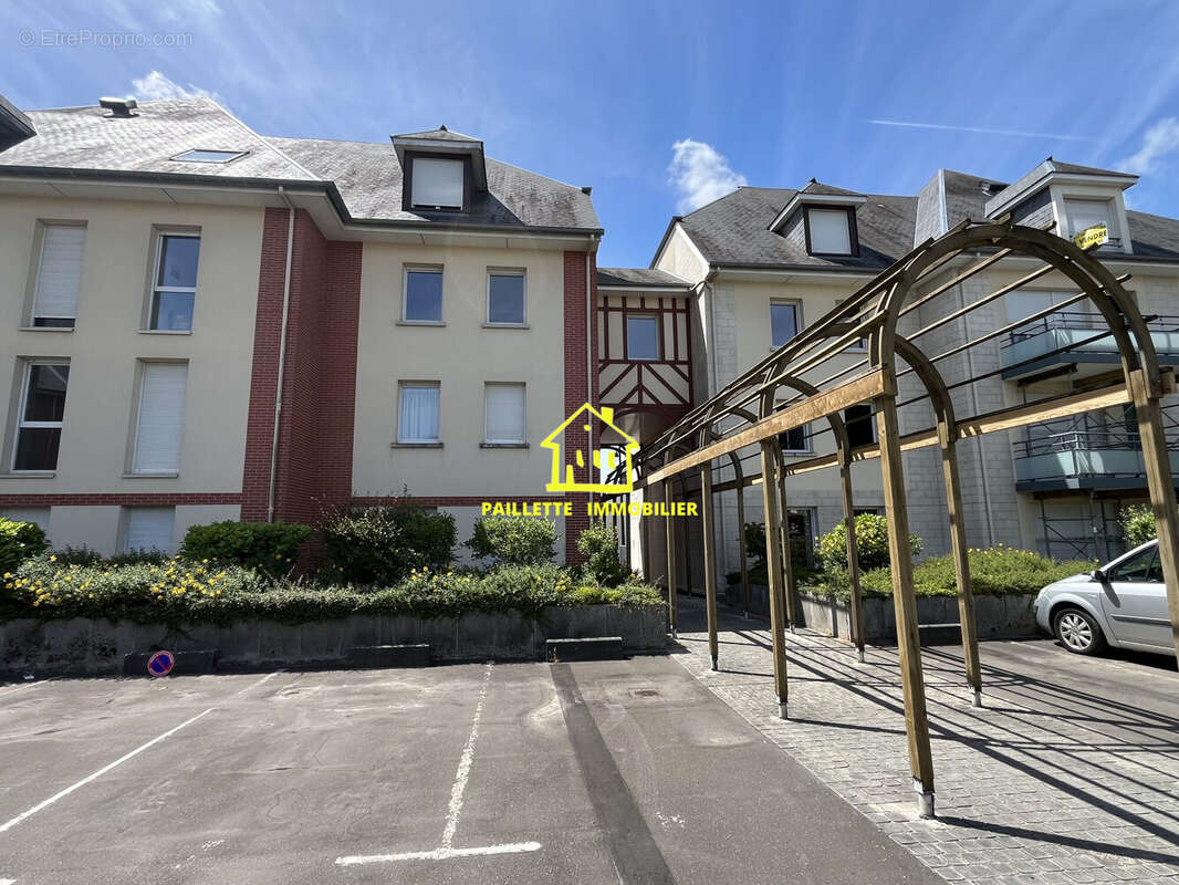 Appartement à SAINT-ROMAIN-DE-COLBOSC