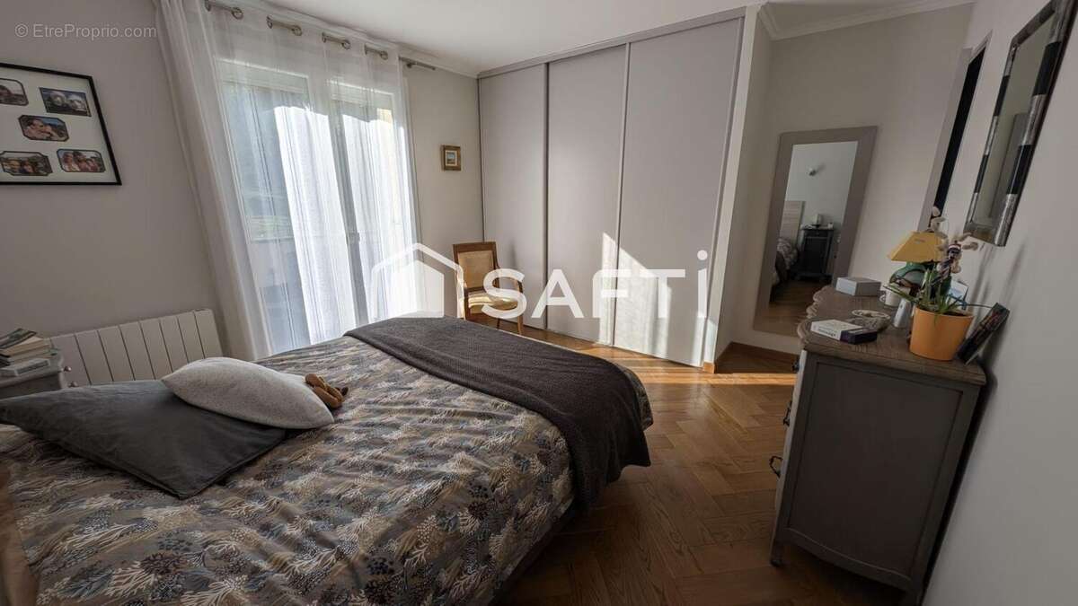 Maison 154 m² à Muizon  - photo 5