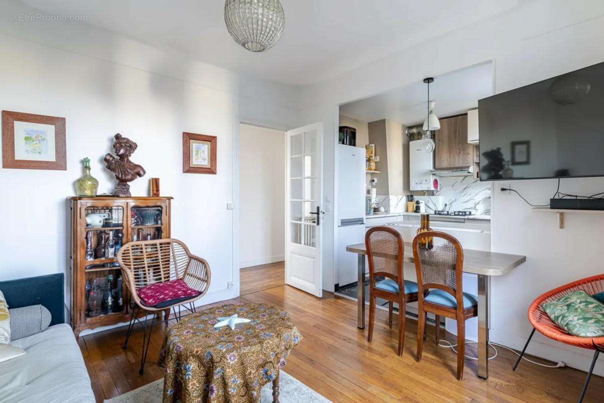 Appartement à LE PERREUX-SUR-MARNE