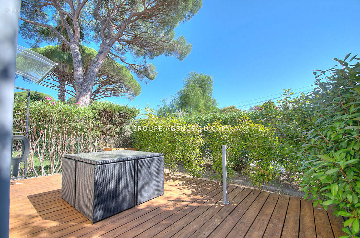 Appartement 26m² saint raphael valescure  avec piscine proche commerces - photo 6
