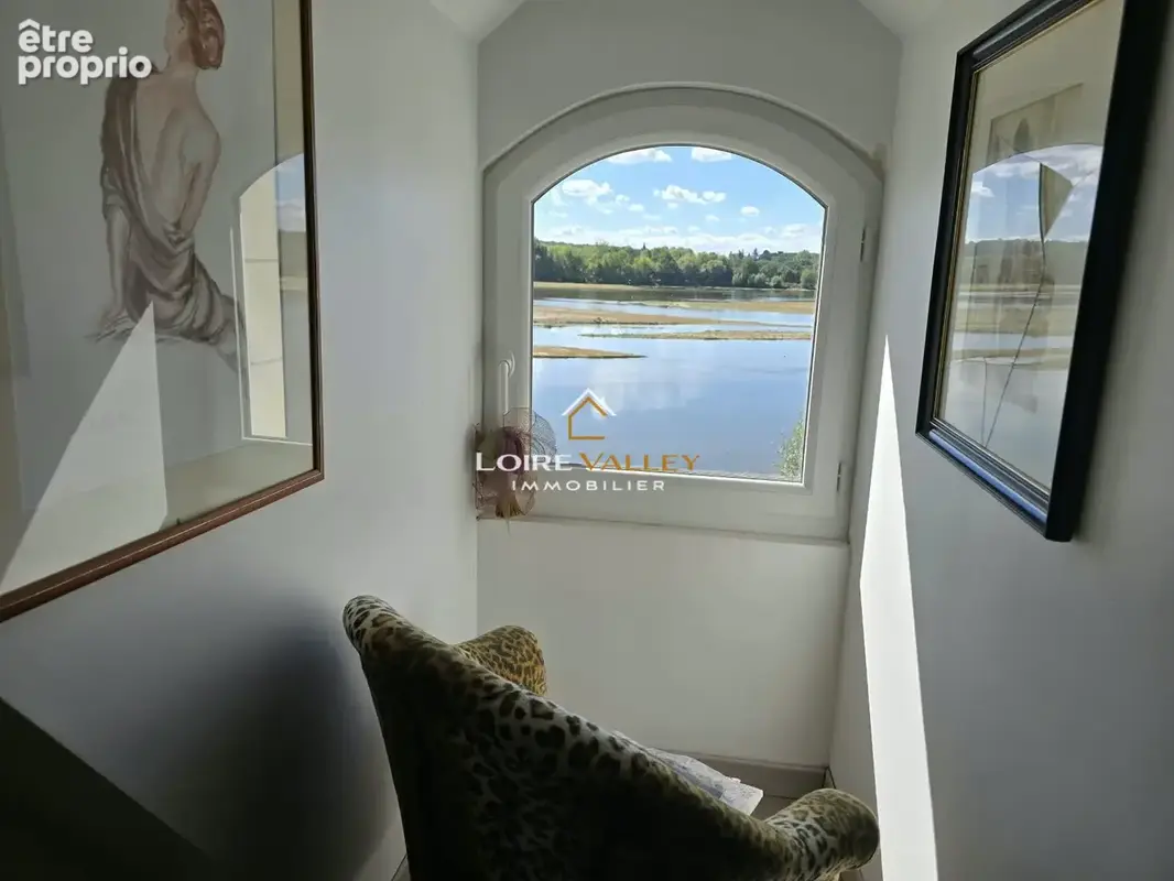 Caractère et authenticité pour cette maison avec vue Loire - photo 6