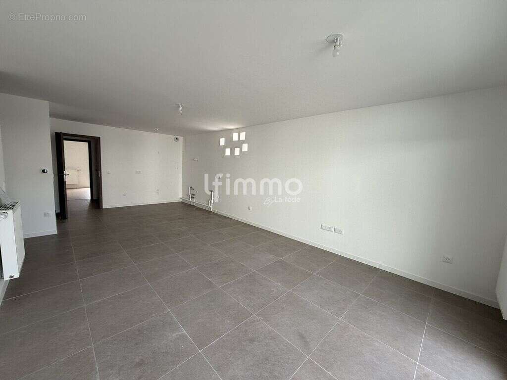 Appartement à TREMBLAY-EN-FRANCE