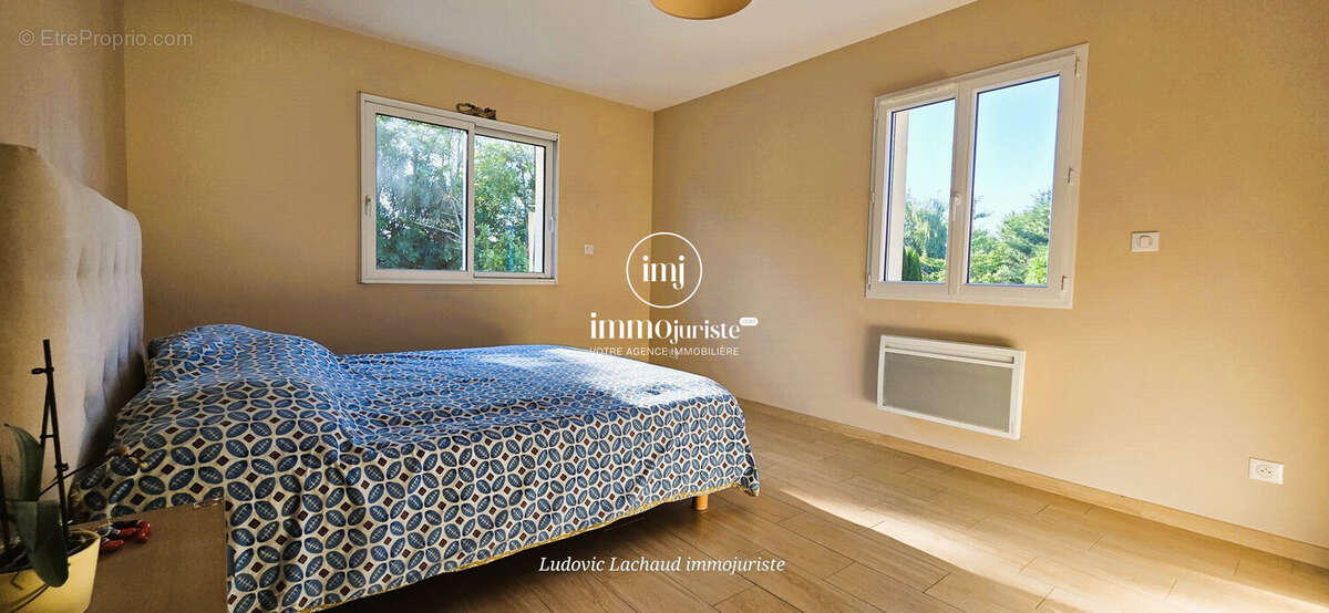Maison 174 m² à Saint-Just-Le-Martel  - photo 9