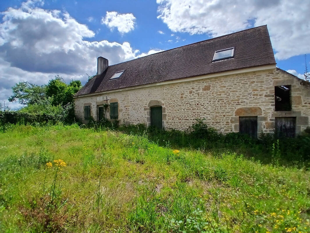 Maison à CHAZEUIL