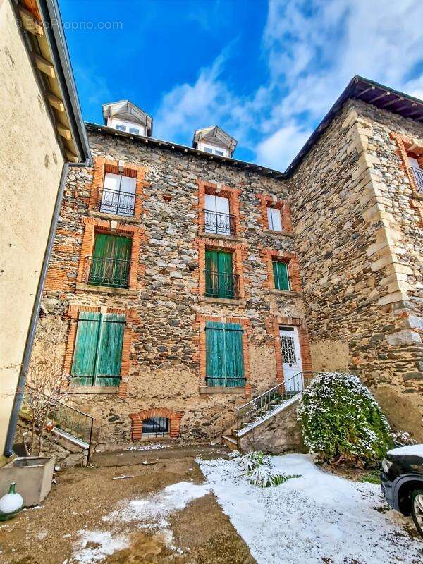 Appartement à FORMIGUERES