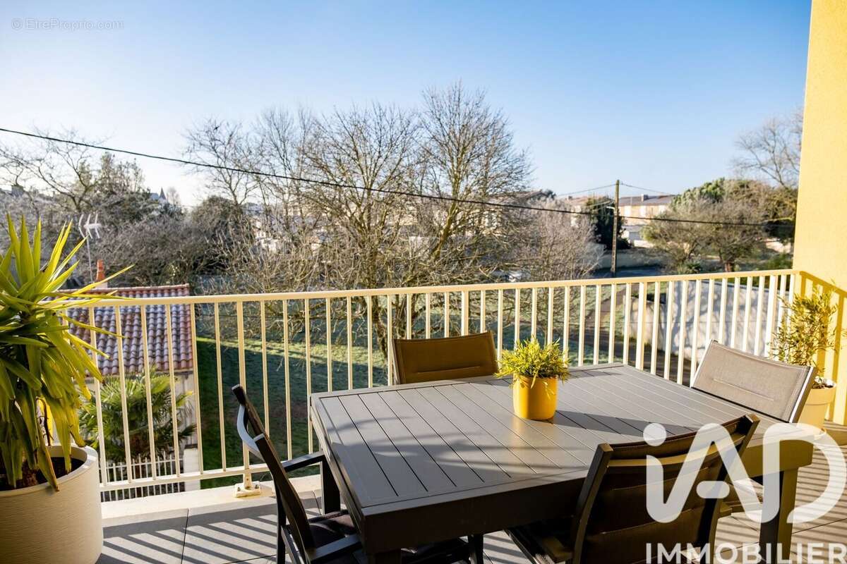 Photo 3 - Appartement à LA ROCHELLE