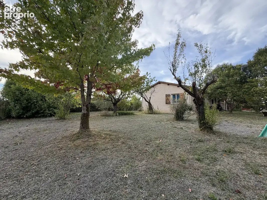 Villemur-sur-tarn   1 700 m2 de terrain, vue dégagée et maison de plain-pied : un beau potentiel - photo 13