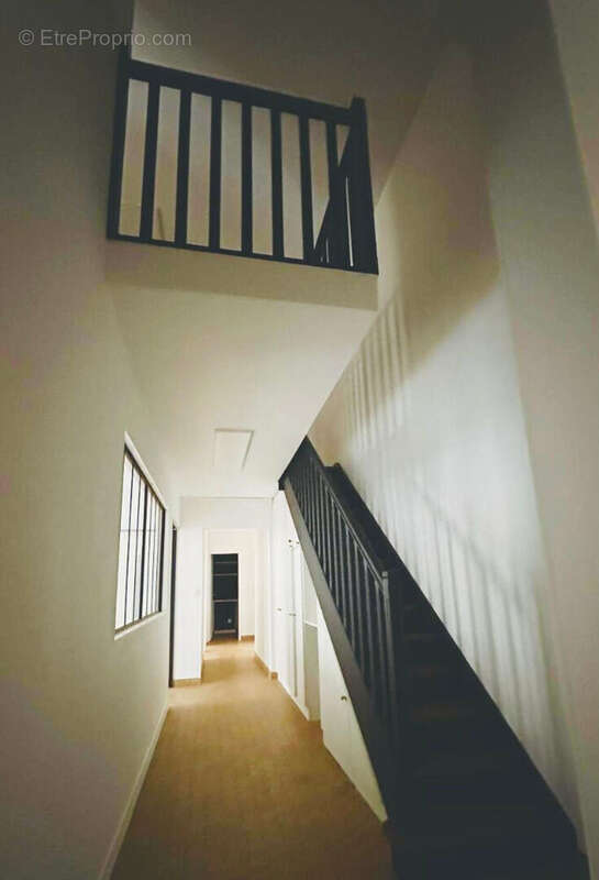 Autre à COMPIEGNE