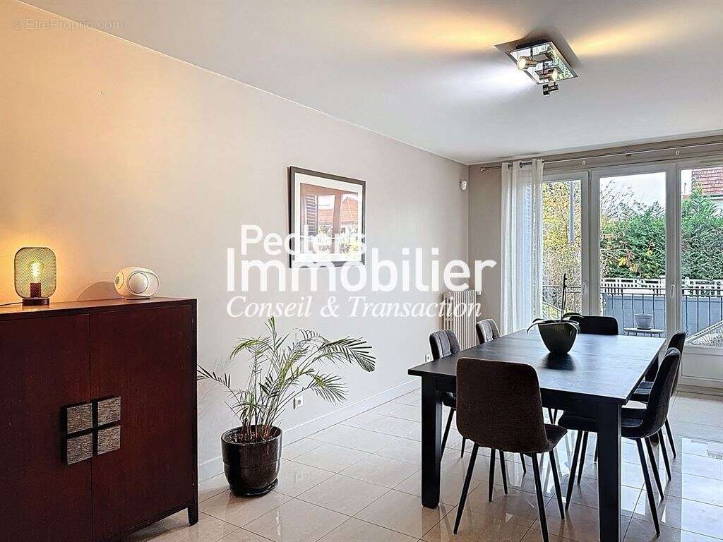 Maison à RUEIL-MALMAISON