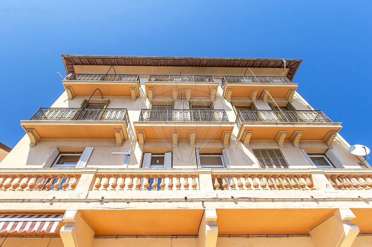 Autre à ROQUEBRUNE-CAP-MARTIN
