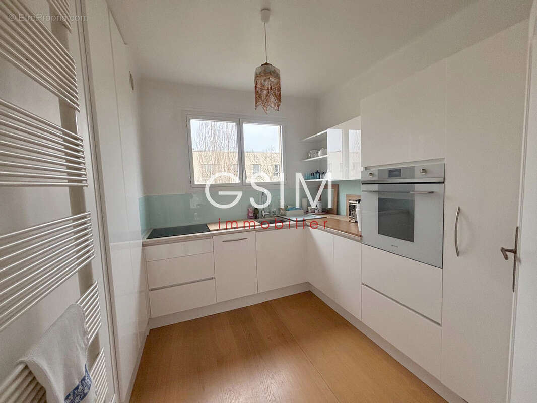 Appartement à VILLE-D&#039;AVRAY