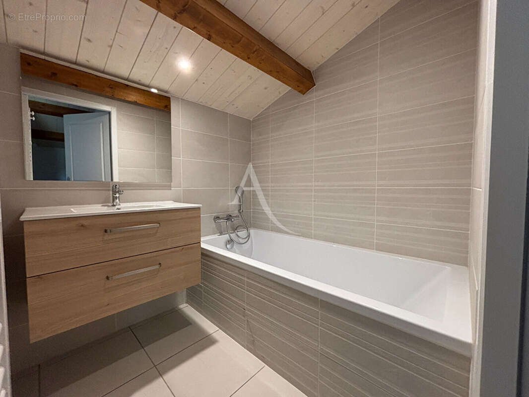 Maison à LE BERNARD