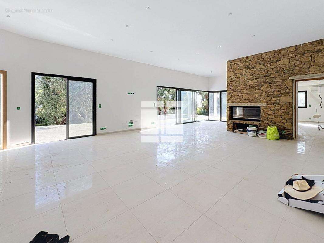 Villa contemporaine de plain pied neuve – erbalunga - photo 6